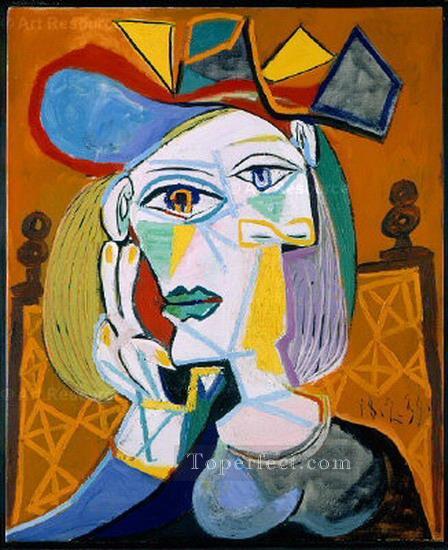 Femme assise au chapeau 1 1939 Cubism Oil Paintings